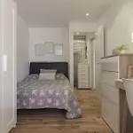 Encantador Con Terraza Cerca De La Playa - Es-325-29 *